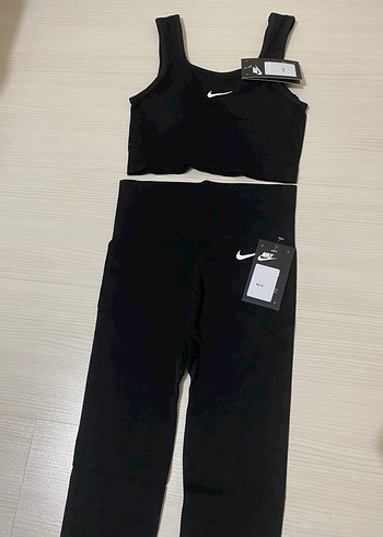 Nike Siyah Mini Spor Sütyeni ve tayt - Görsel 4