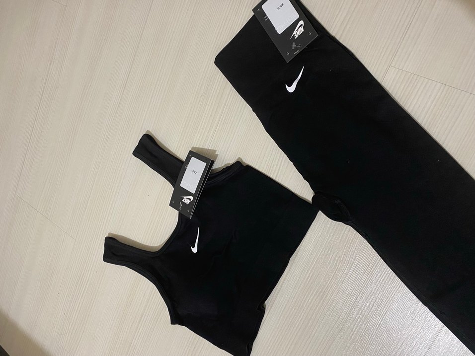 Nike Siyah Mini Spor Sütyeni ve tayt - Görsel 5