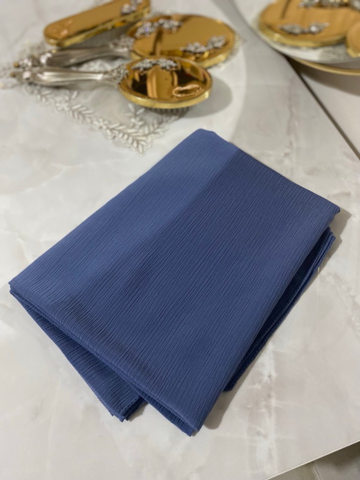 Kadın Mavi Pilili Şal - Görsel 2