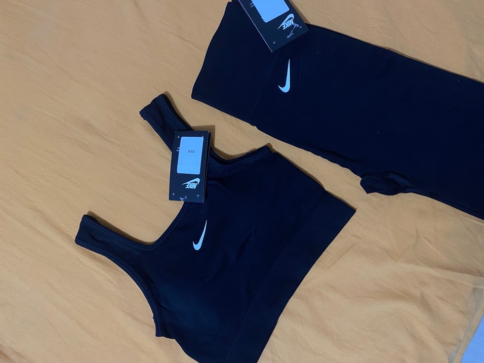 Nike Siyah Mini Spor Sütyeni ve tayt - Görsel 2