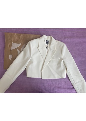 Zara Beyaz Kısa Kesim Kadın Blazer Ceket