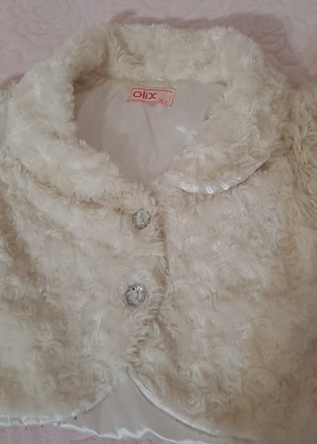 Kız Çocuk Beyaz Kürklü Bolero - Görsel 2