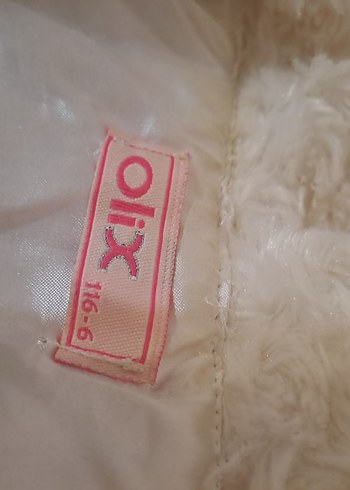 Kız Çocuk Beyaz Kürklü Bolero - Görsel 4