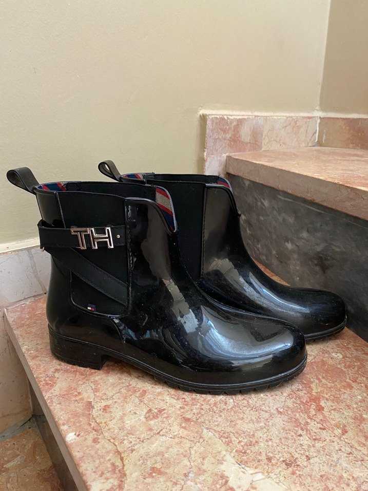 TOMMYSiyah Rugan Kadın Günlük Bot, Tokalı, Kalın Topuklu - Görsel 4