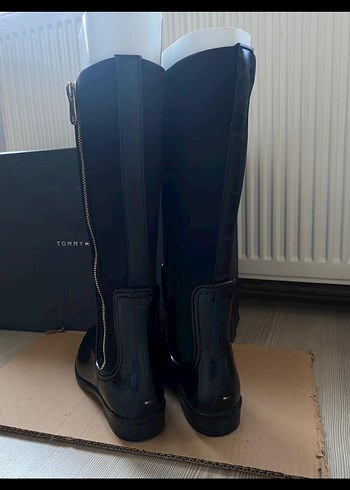 Siyah Rugan Fermuarlı Çizme - Görsel 2