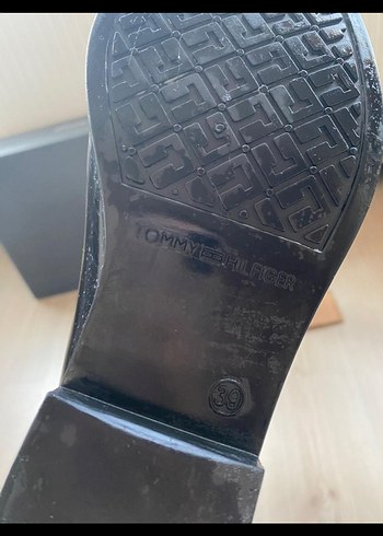 Siyah Rugan Fermuarlı Çizme - Görsel 4