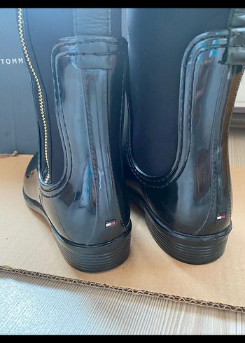 Siyah Rugan Fermuarlı Çizme - Görsel 3