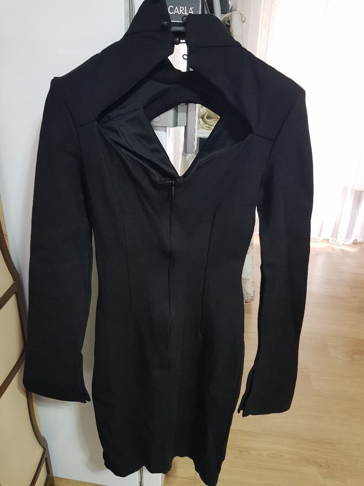 V Yaka Siyah Uzun Kollu Ofis Elbisesi - Görsel 2