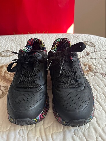 29 Beden Skechers ayakkabı