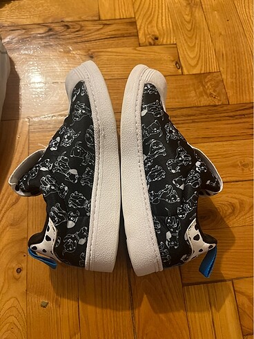 30 Beden Adidas Disney ayakkabı