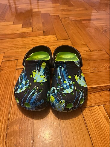 Crocs