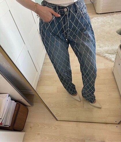 Zara Zara Taşlı Jean