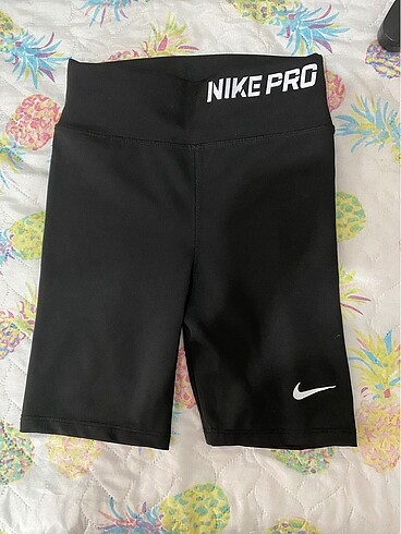 Nike pro sporcu taytı kısa