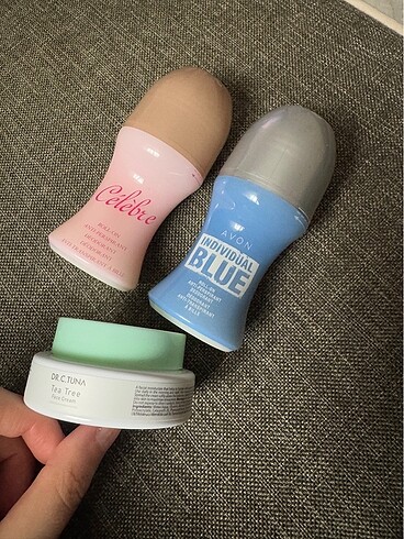 Avon Celebre Farmasi çay ağacı