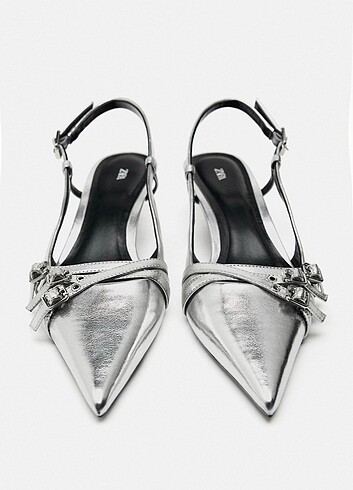 Zara Sivri Burun Gümüş Topuklu Ayakkabı