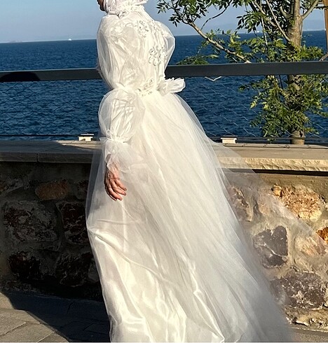 Tül Detay Beyaz Abiye Elbise