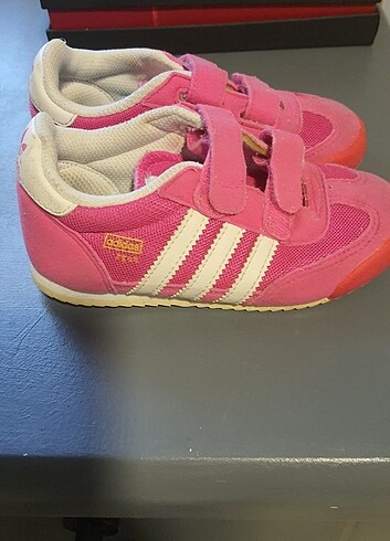 Orijinal çok temiz pembe adidas ayakkabi