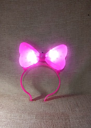 Pembe Yıldız Desenli Fiyonk Taç - Görsel 2