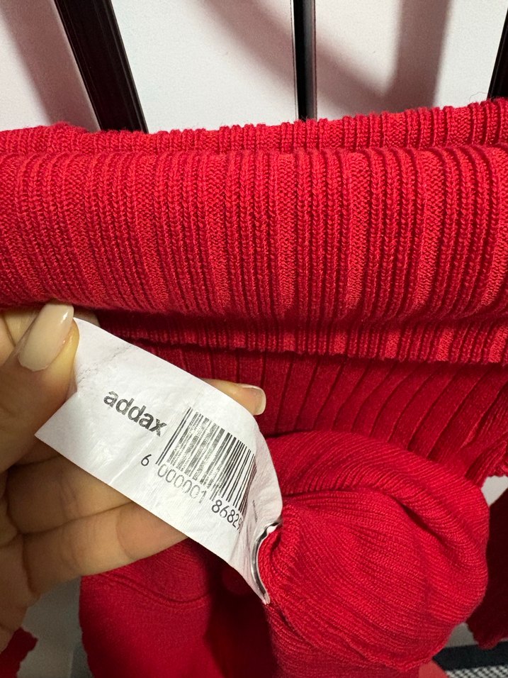 Madonna yaka kazak - Görsel 3