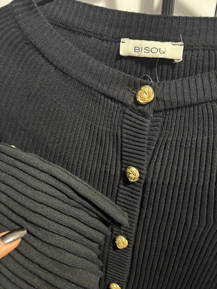 Siyah hırka - Görsel 3