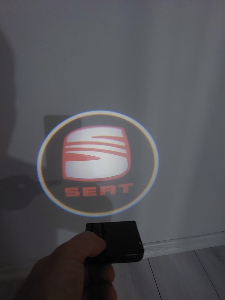 Renault Mercedes Citroen Seat kapı alti logo(2 adet) - Görsel 4