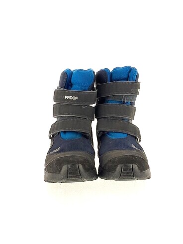 37,5 Beden Adidas Bot %70 İndirimli.