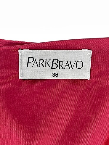 38 Beden kırmızı Renk Park Bravo Kısa Elbise %70 İndirimli.
