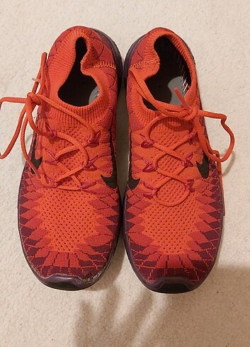 Nike Free 3.0 Flyknit 36 Spor Ayakkabı. İç tabanı yoktur. İç eti - Görsel 5