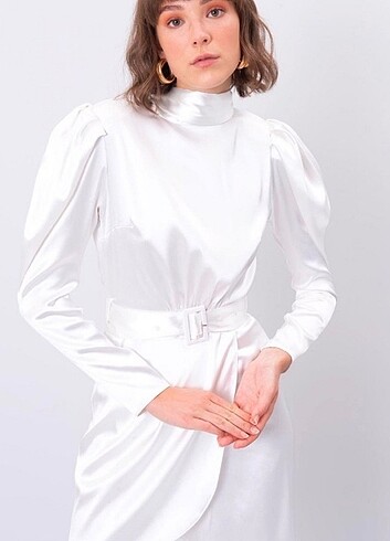 BSL 40 / L Saten Beyaz Vatkalı Elbise (Etiketli) - Görsel 4