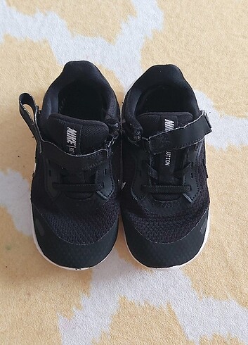 Nike 26 Siyah Çocuk Spor Ayakkabı