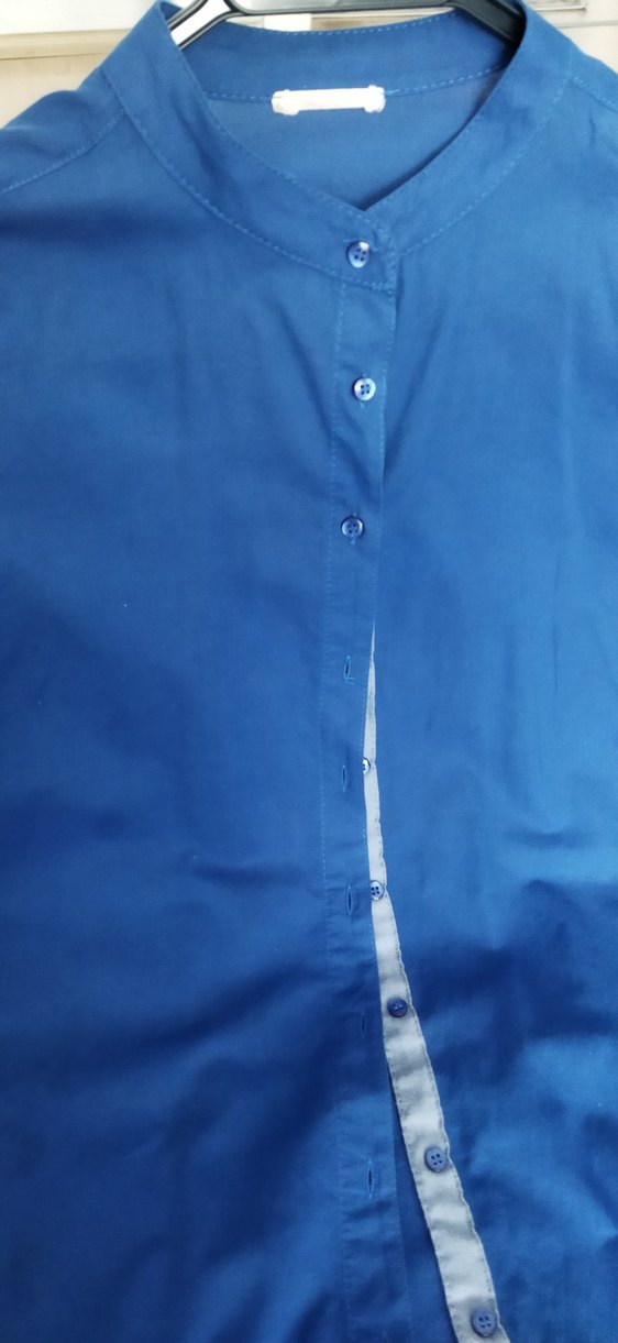 Düğmeli Mavi Hamile Gömleği - Görsel 3