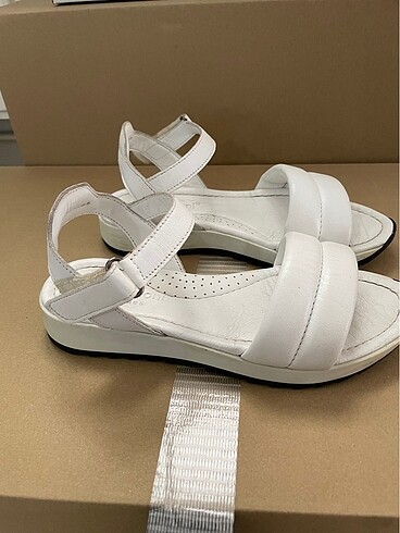 Diğer Piarmoni Shoes Hakiki Deri Sandalet