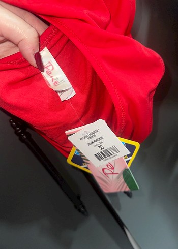 Penti kırmızı mayokini hiç kullanılmamış - Görsel 6