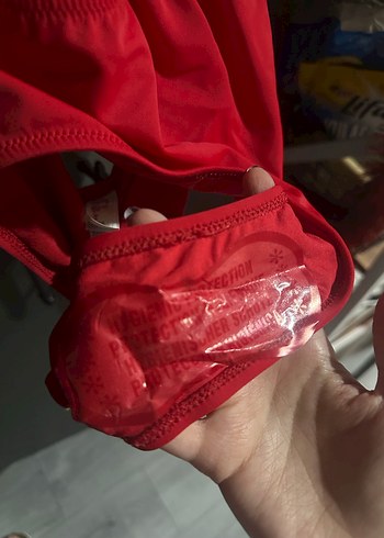 Penti kırmızı mayokini hiç kullanılmamış - Görsel 5