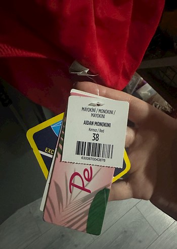 Penti kırmızı mayokini hiç kullanılmamış - Görsel 4