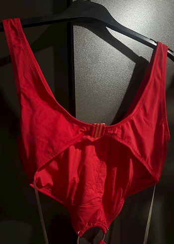 Penti kırmızı mayokini hiç kullanılmamış - Görsel 7