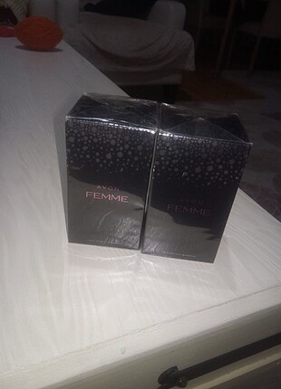 AVON Femme Parfüm Seti