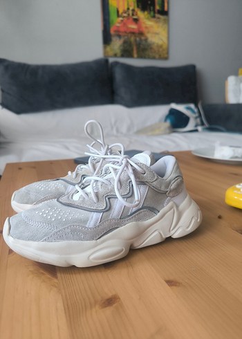 31 Beden Adidas Çocuk Spor Ayakkabı