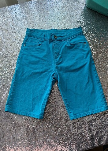 10 Yaş Beden LC Waikiki kot şort