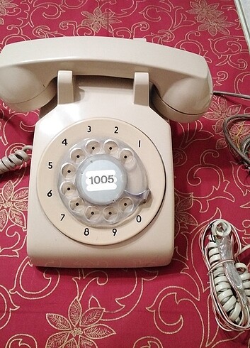 Vintage Çevirmeli Telefon 