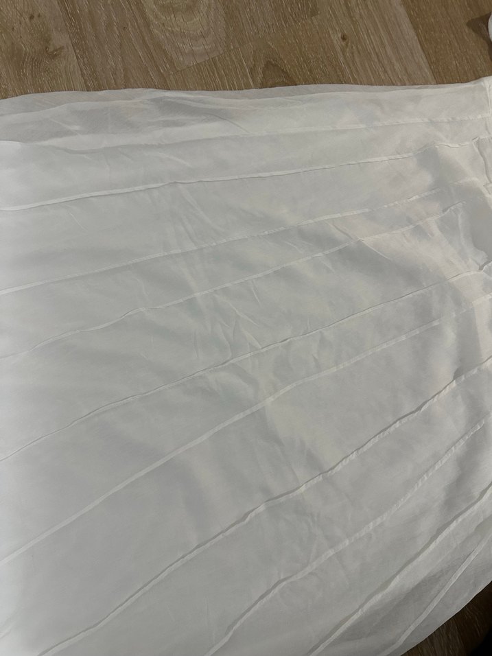 Beyaz Kadın etskli takım - Görsel 4