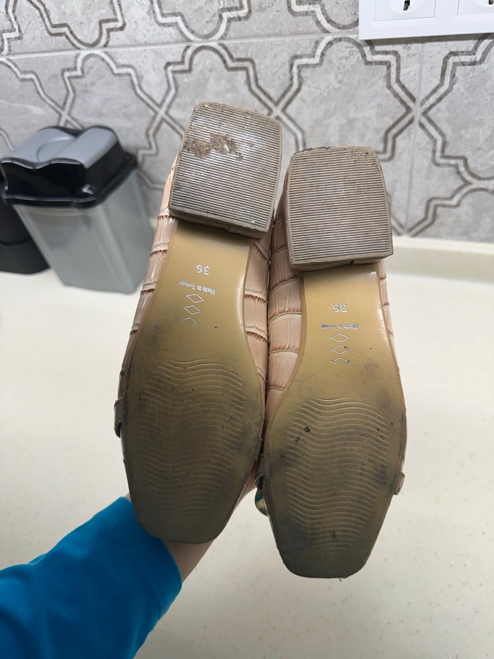 Bej Yılan Desenli Tokalı Kadın Babet - Görsel 3