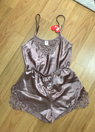 s Beden Saten pijama takımı