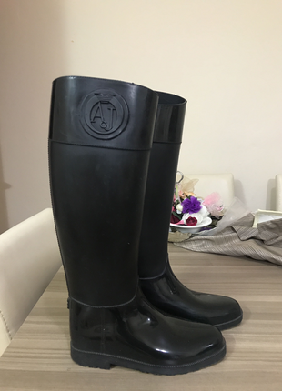 Yağmur çizmesi