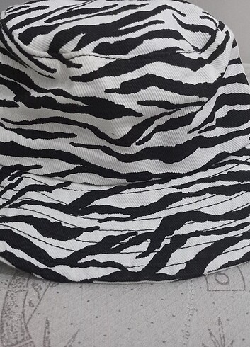 Beden Addax zebra desenli şapka