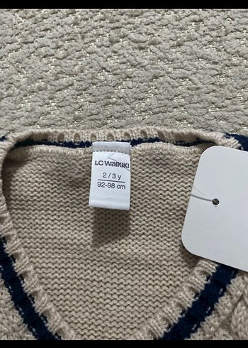 Kız Çocuk Örgü V Yaka Süveter - Görsel 5