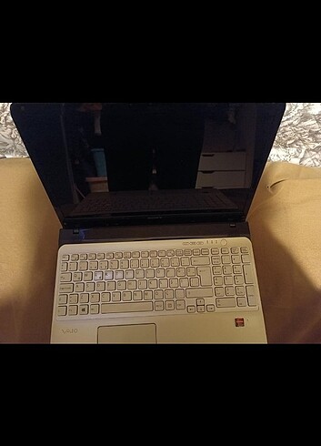 Laptop 