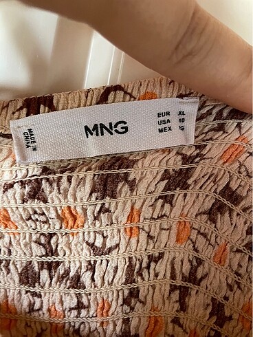 Mango Mango çiçekli elbise