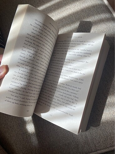 Beden Renk Love and other words - Christina Lauren