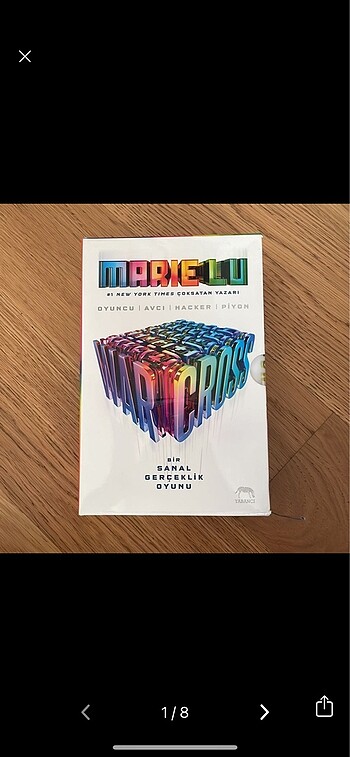 Warcross serisi ciltli